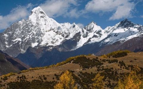阿坝州海拔5000米以上的百座雪山有哪些？